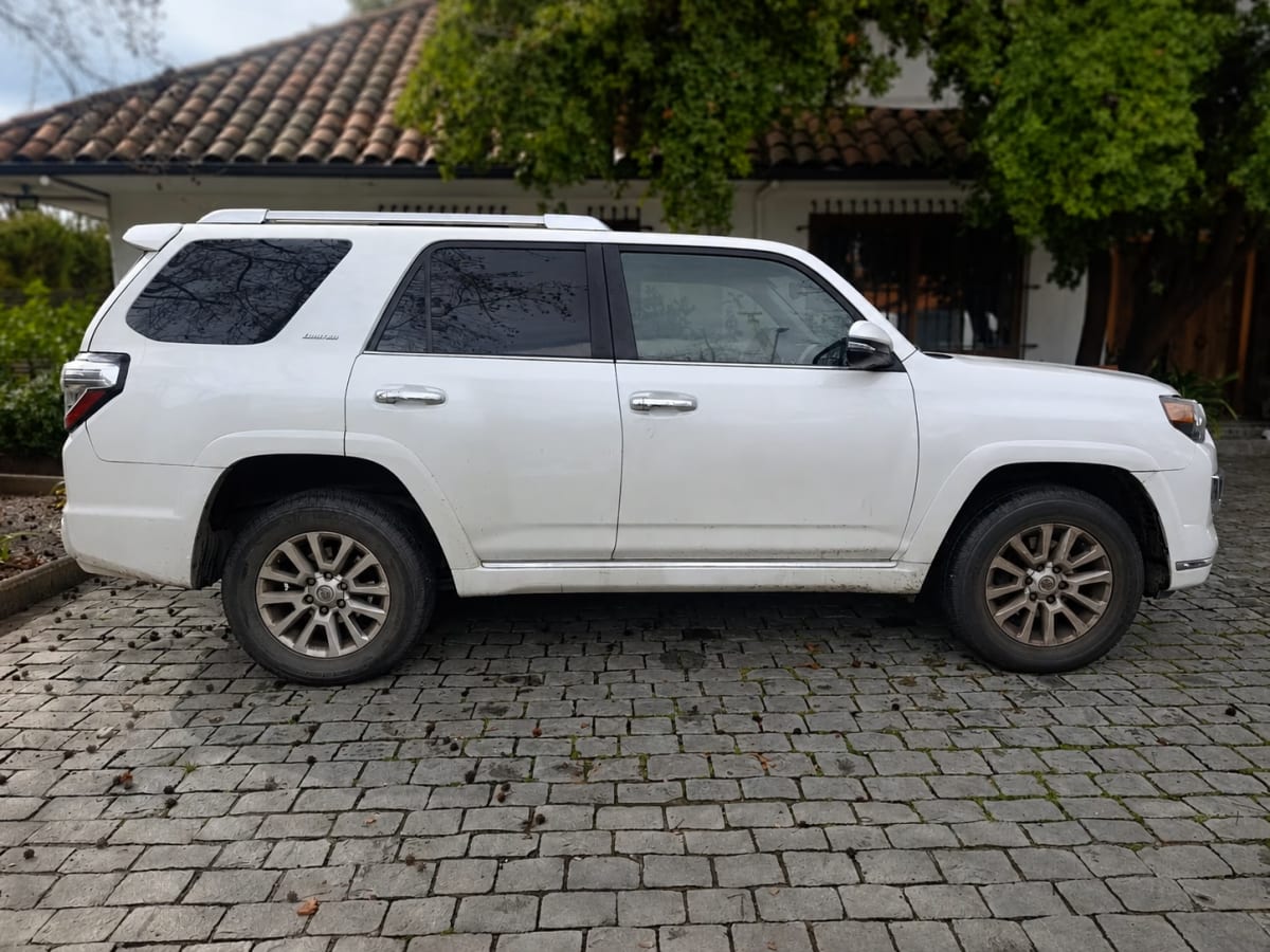 Toyota 4runner Limited año 2015