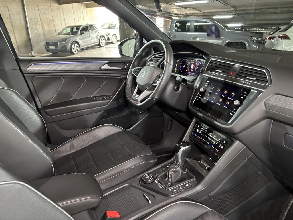 Volkswagen Tiguan 2.0 R-Line At 4x4 año 2025