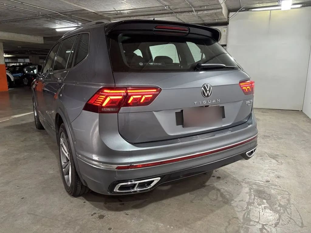 Volkswagen Tiguan 2.0 R-Line At 4x4 año 2025