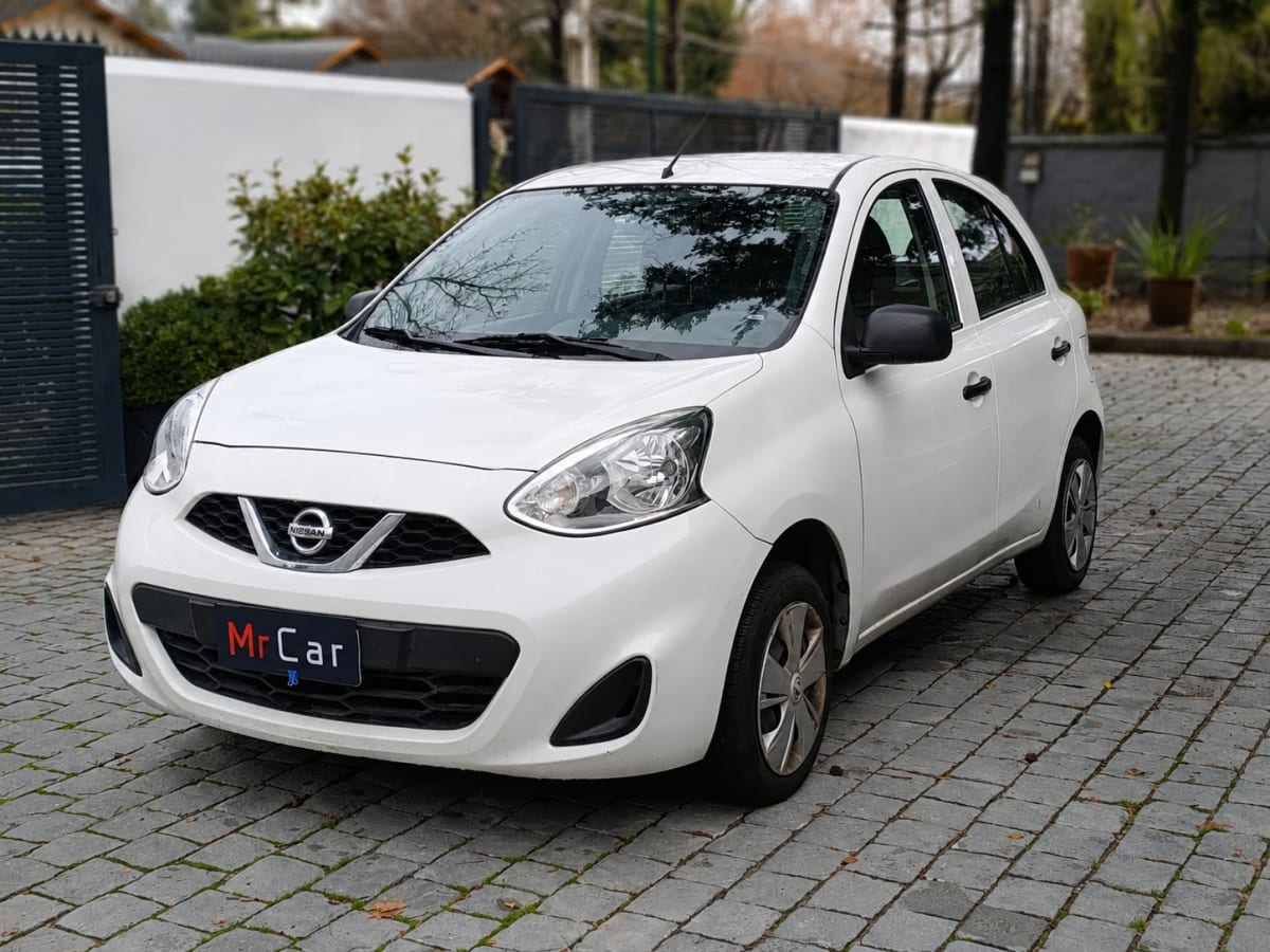 Nissan March Sport año 2017