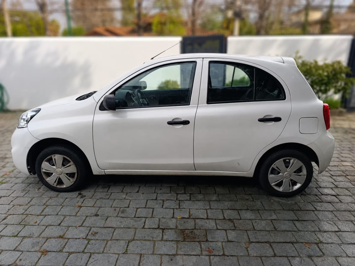 Nissan March Sport año 2017