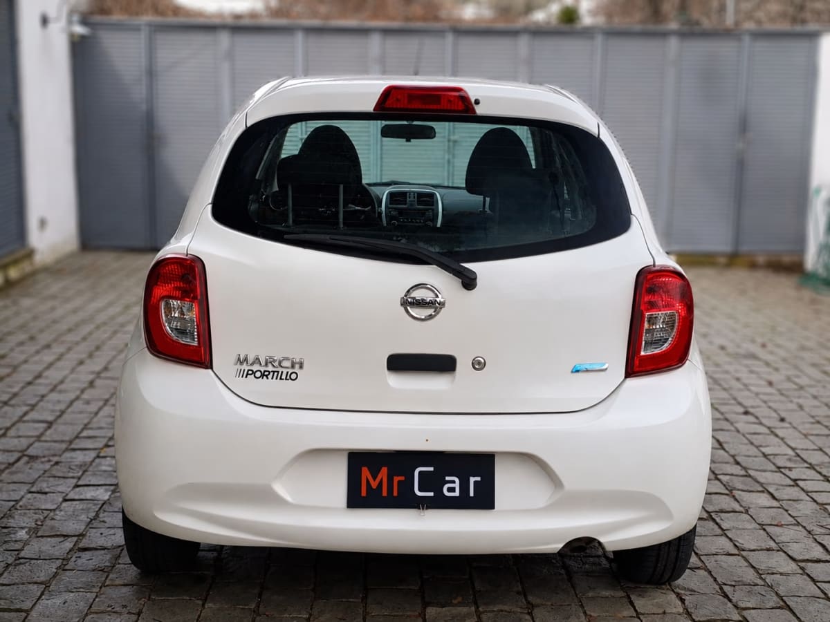Nissan March Sport año 2017