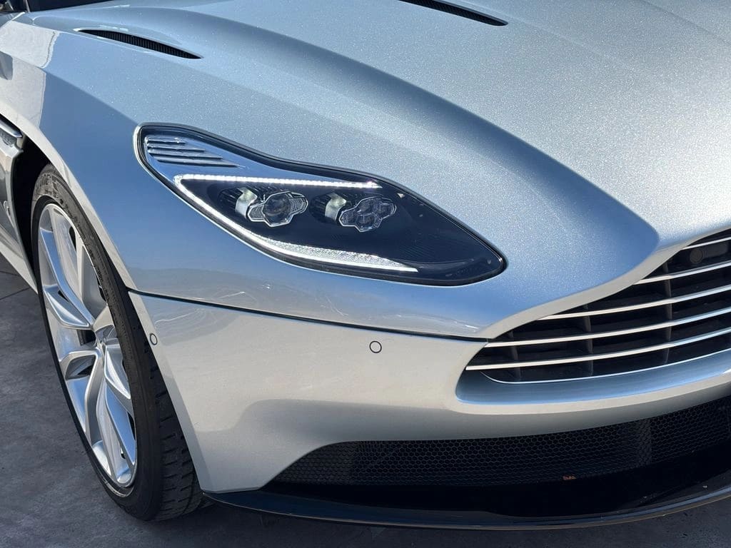 Aston Martin Db11 V12 Biturbo 5.2 año 2018