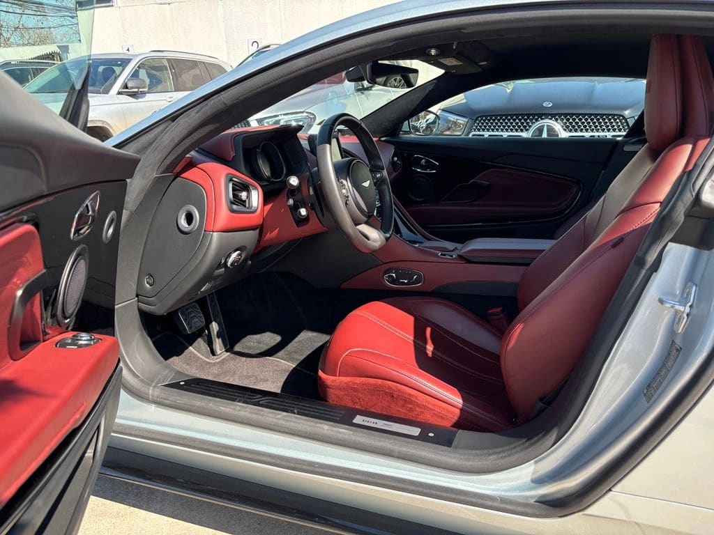 Aston Martin Db11 V12 Biturbo 5.2 año 2018