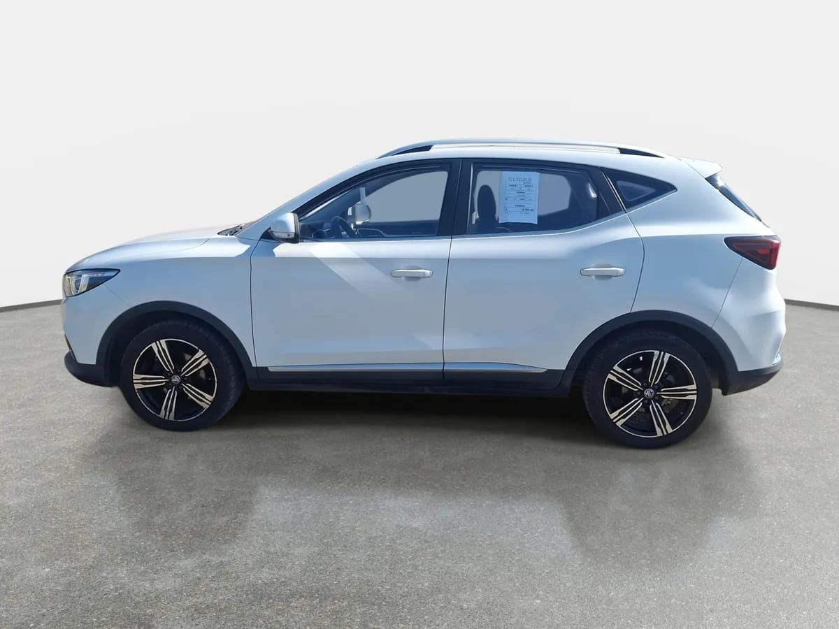 MG Mg Zs 1.5 Comfort 4x2 At 5p año 2022