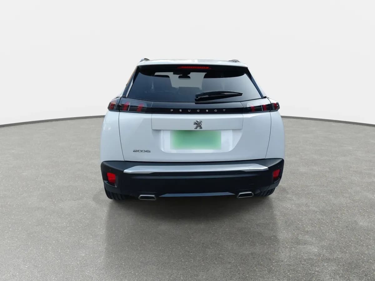 Peugeot 2008 1.2 Active Puretech 4x2 130 Eat8 5p año 2021
