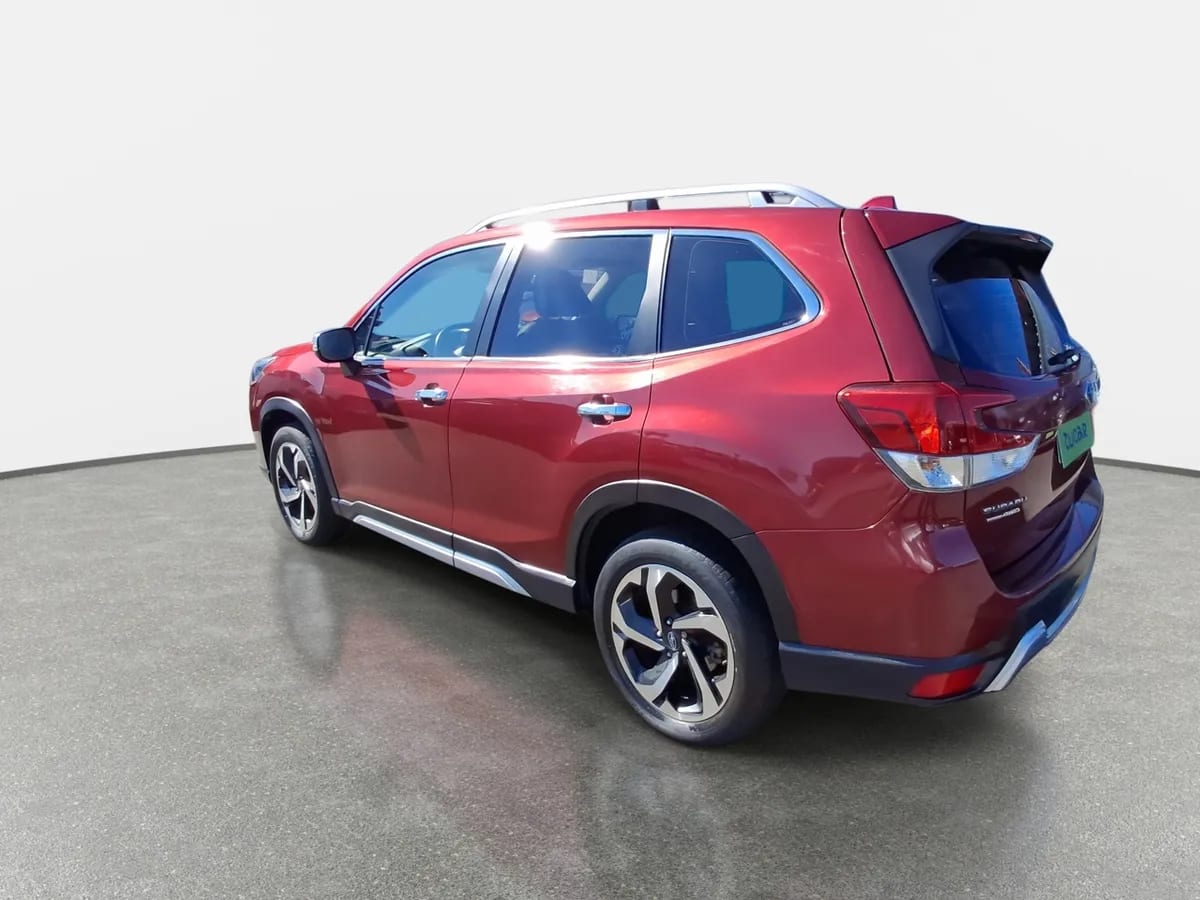 Subaru Forester 2.0i Limited Eyesight Awd At 5p año 2024