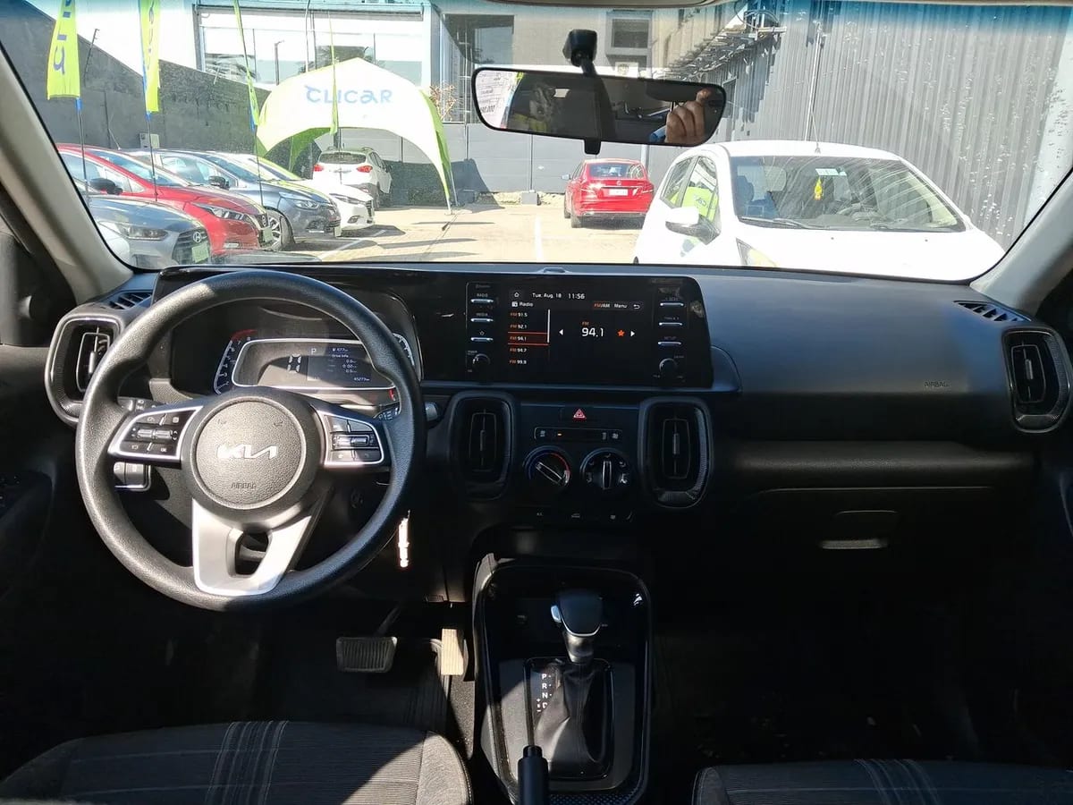 Kia Sonet 1.5 Ex 4x2 Ivt Ri At 5p año 2025