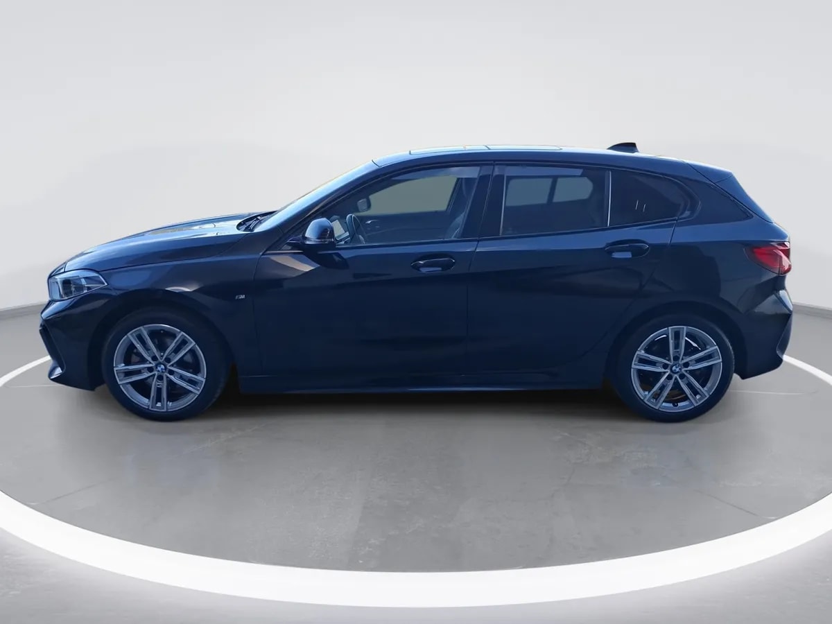 BMW 118i 1.5 M Sport Se 4x2 At 5p año 2024