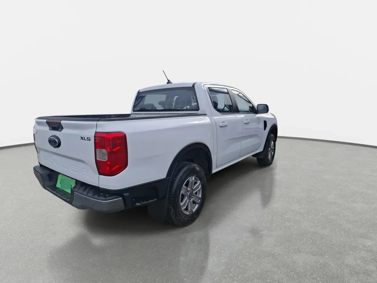 Ford Ranger 2.0 Xls Diesel 4x2 Dob. Cab. Mt 4p año 2024