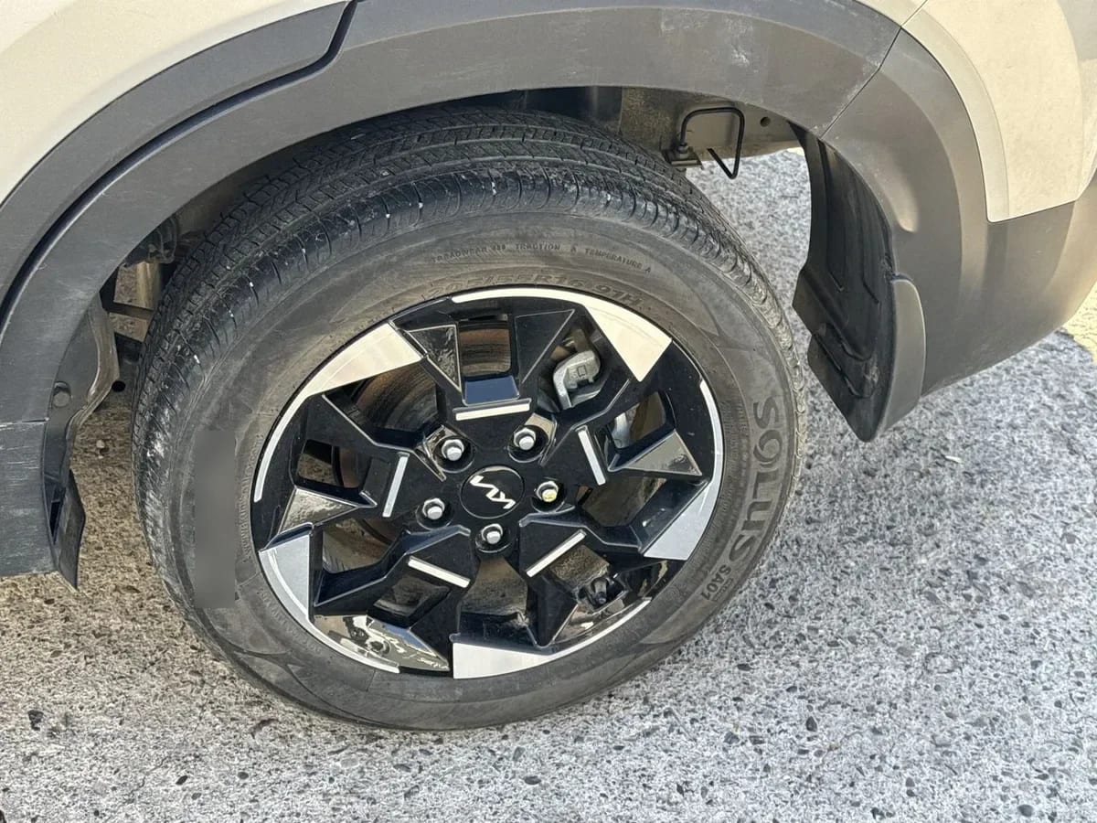 Kia Sonet 1.5 Ex 4x2 Ivt Ri At 5p año 2025