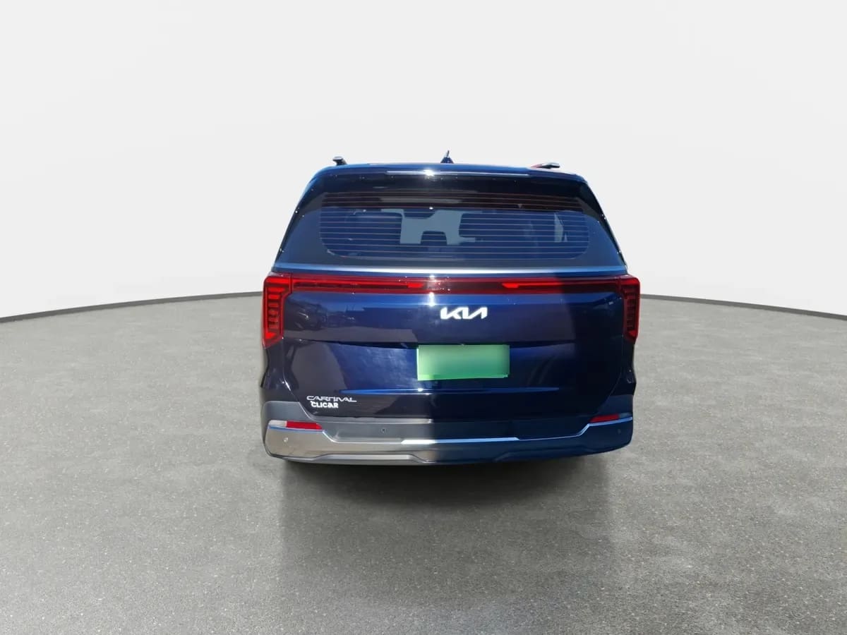 Kia Carnival 2.2 Ex Ltd Diesel 4x2 8at 5p año 2025