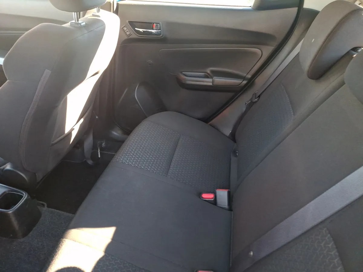Suzuki Swift 1.2 Hybrid Plus 4x2 Hb Mt 5p año 2023