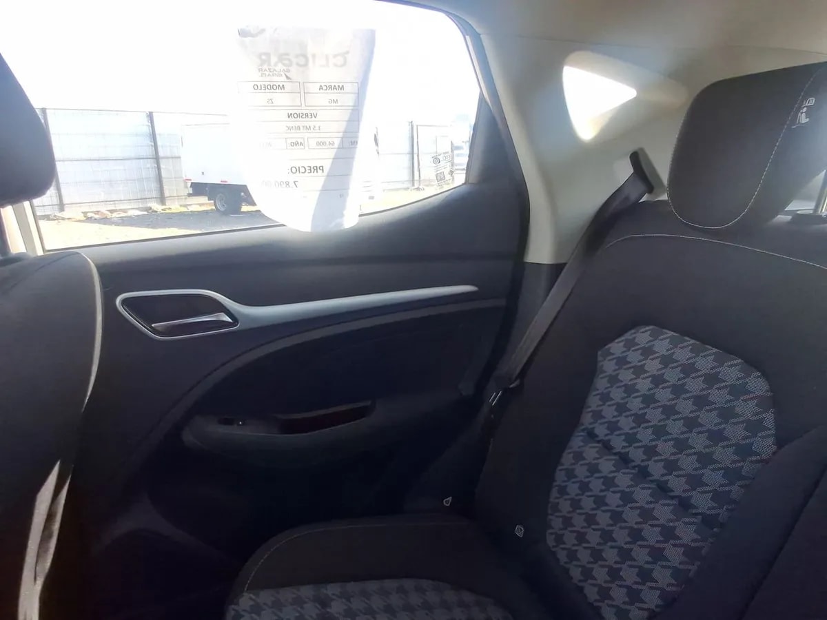 MG Mg Zs 1.5 Std 4x2 Mt 5p año 2023