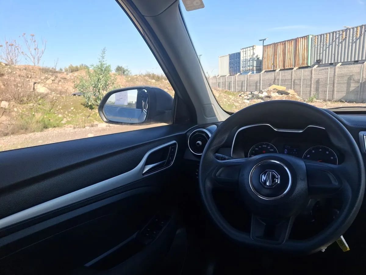 MG Mg Zs 1.5 Std 4x2 Mt 5p año 2022