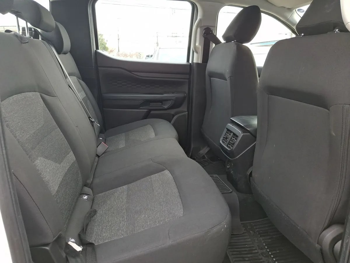 Ford Ranger 2.0 Xls Diesel 4x2 Dob. Cab. Mt 4p año 2024