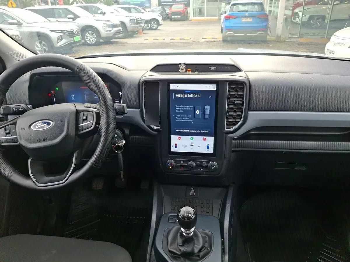 Ford Ranger 2.0 Xls Diesel 4x2 Dob. Cab. Mt 4p año 2024