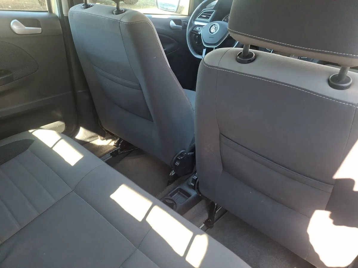 Volkswagen Gol 1.6 Highline 4x2 Hb Mt 5p año 2022