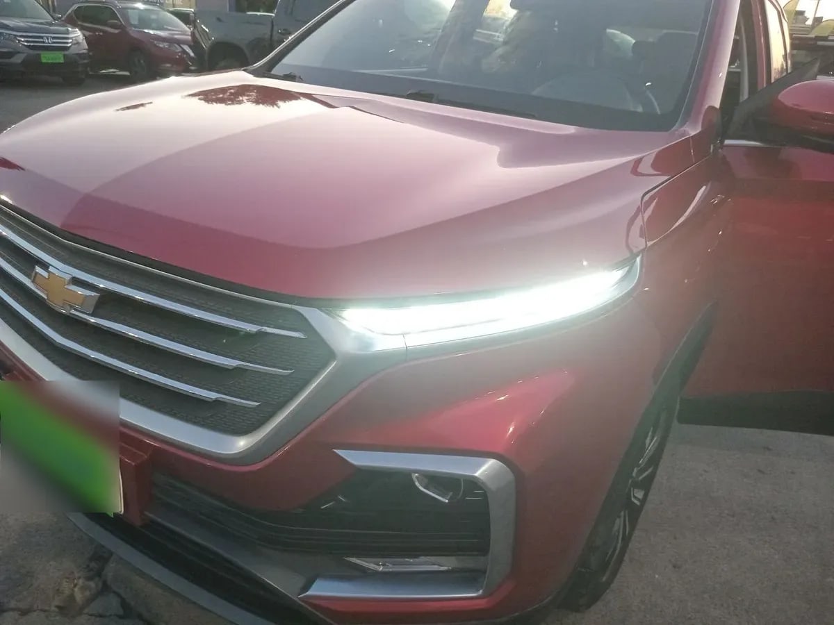 Chevrolet Captiva 1.5t Premier Fwd Cvt At 5p año 2022
