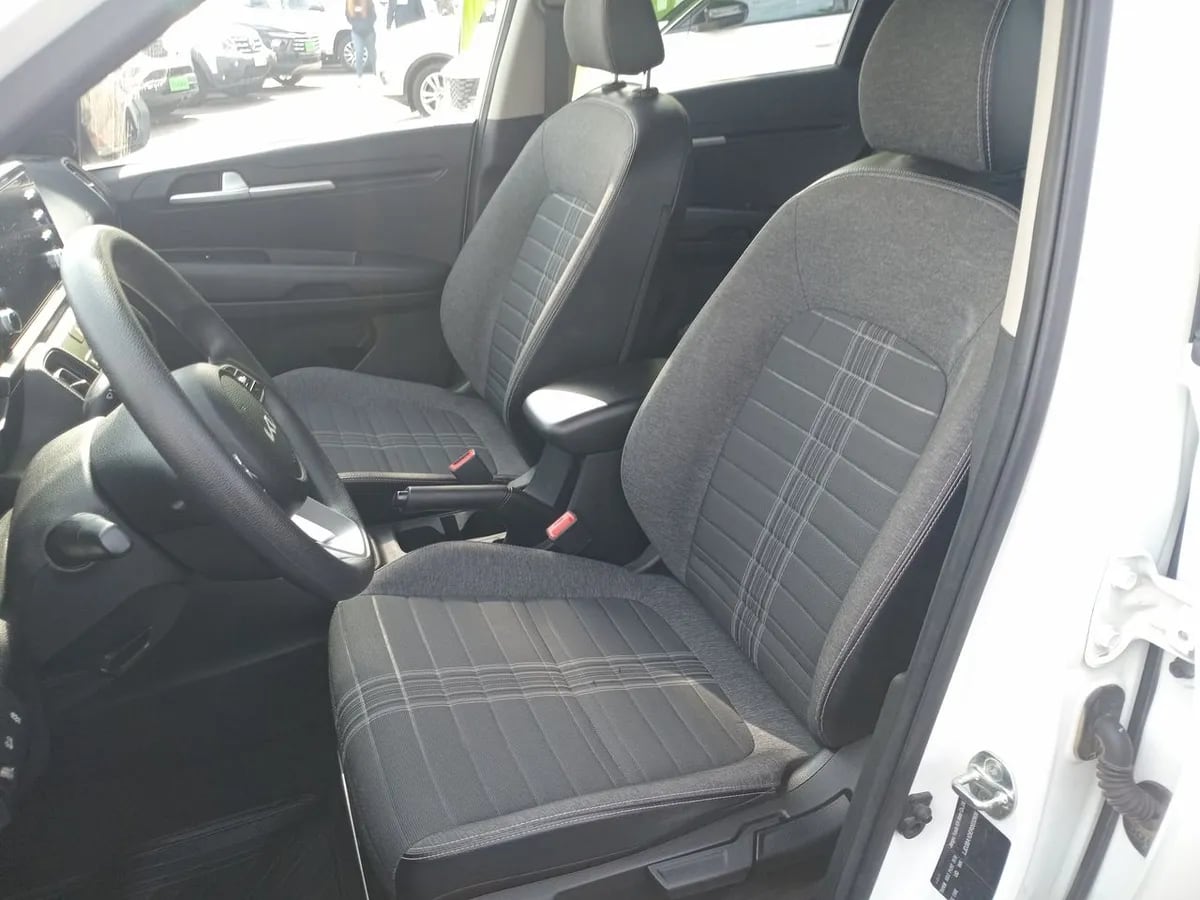 Kia Sonet 1.5 Ex 4x2 Ivt At 5p año 2025