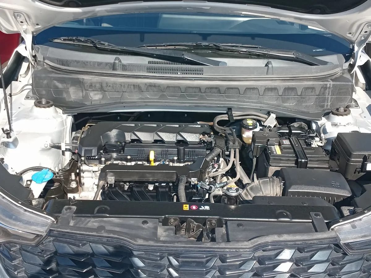 Kia Sonet 1.5 Ex 4x2 Ivt At 5p año 2025