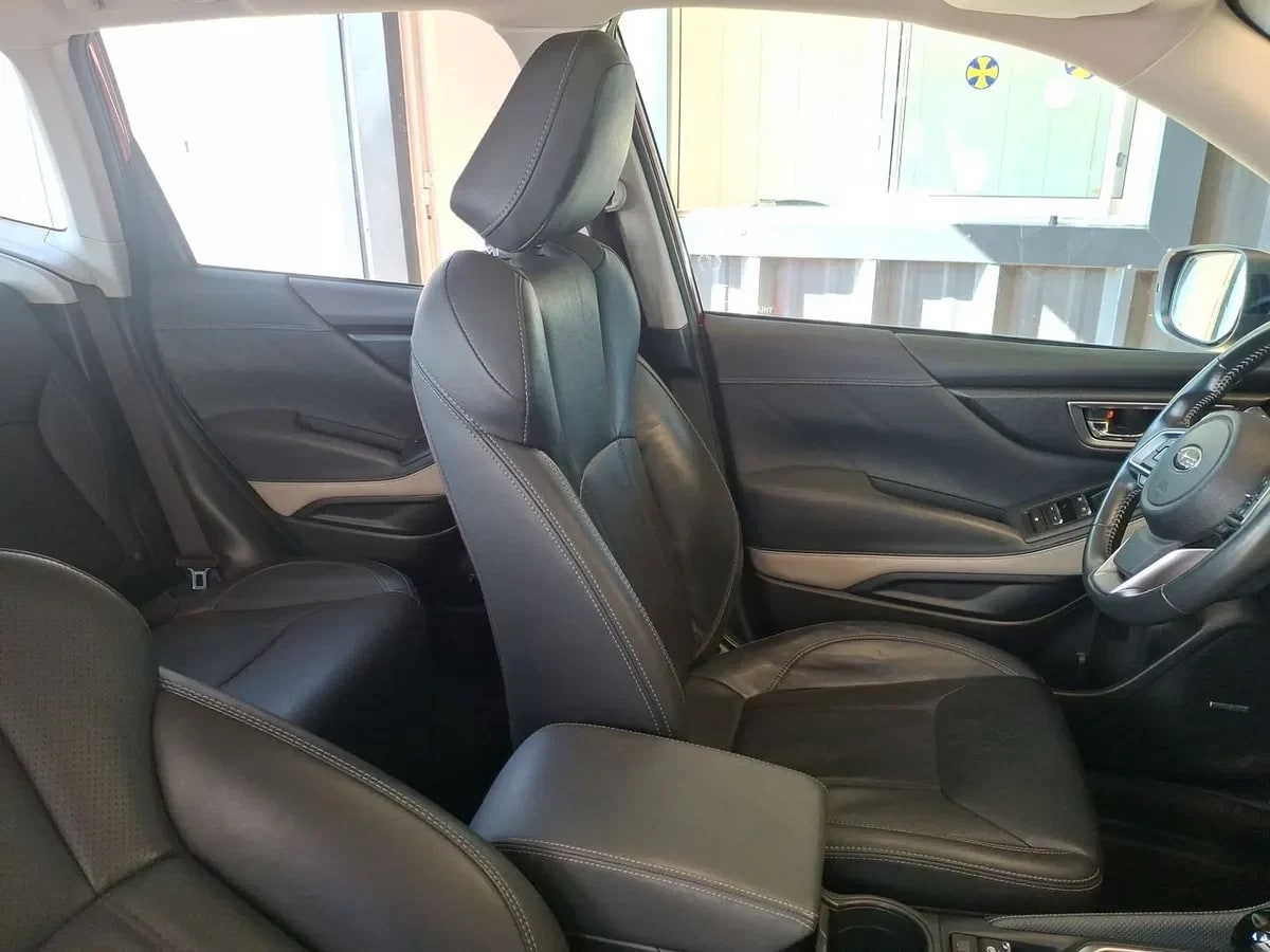 Subaru Forester 2.0i Limited Eyesight Awd At 5p año 2024