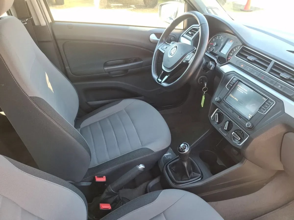 Volkswagen Gol 1.6 Highline 4x2 Hb Mt 5p año 2022