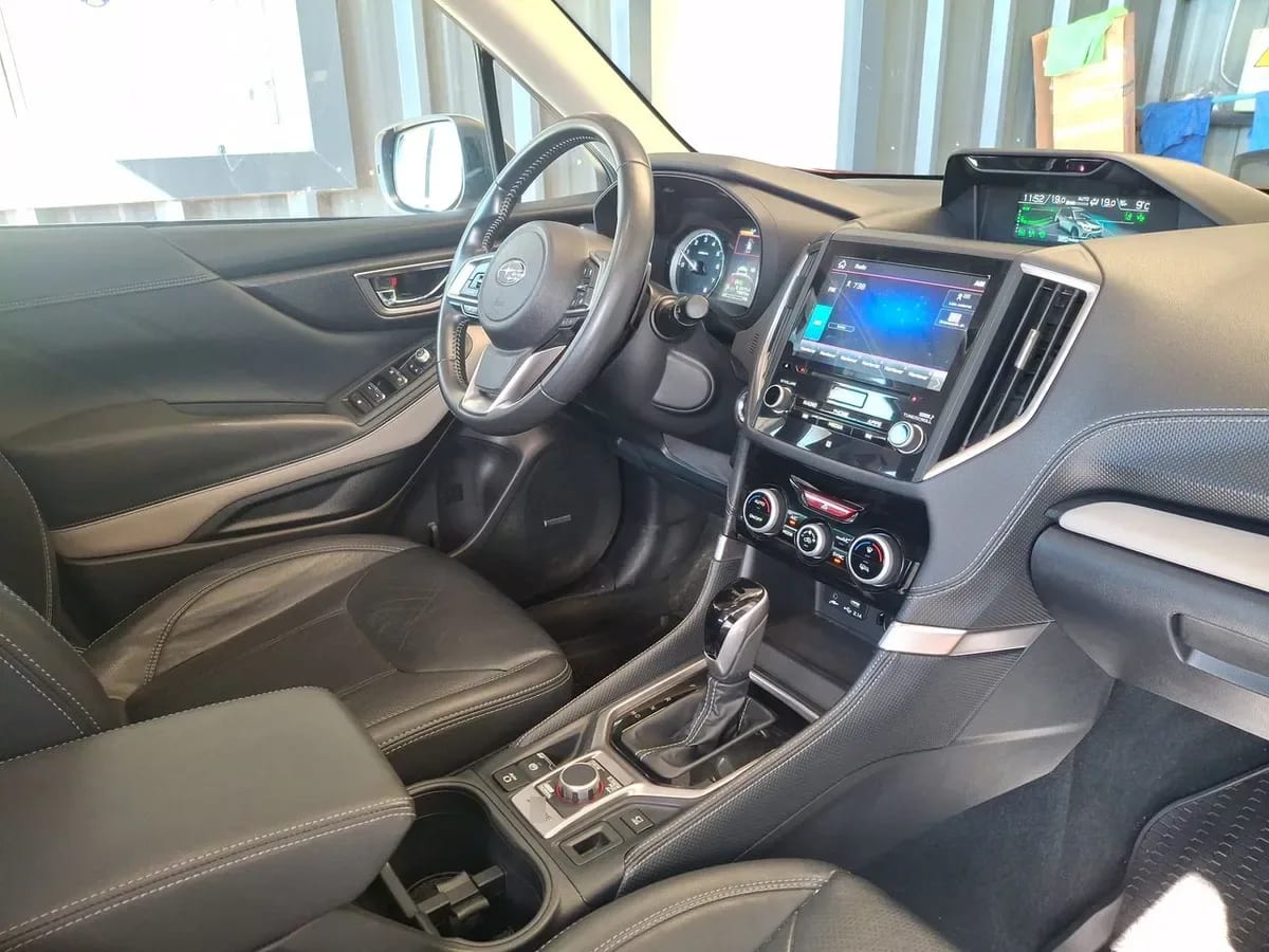 Subaru Forester 2.0i Limited Eyesight Awd At 5p año 2024