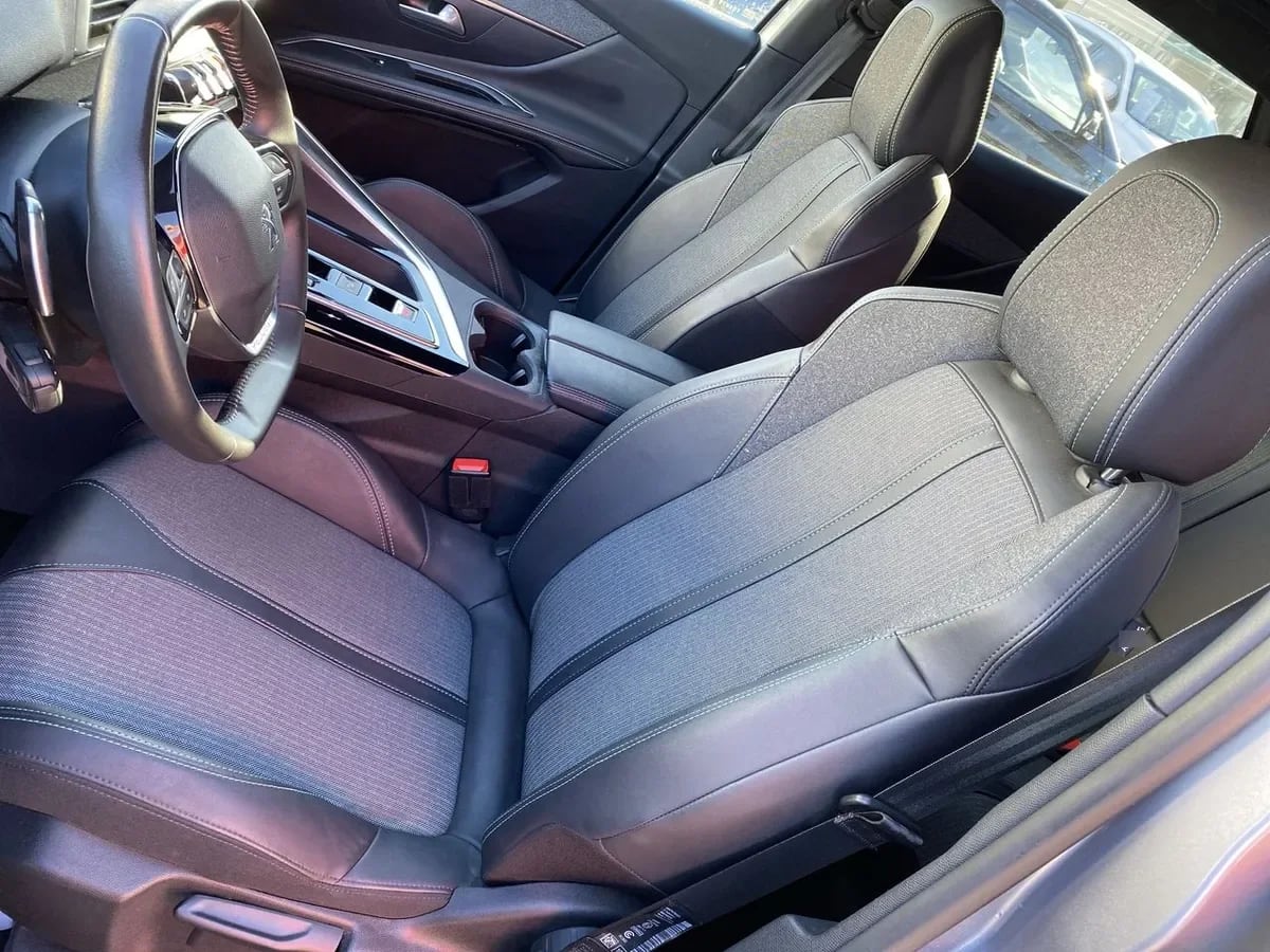 Peugeot 3008 1.6 Allure Pack Thp 165 4x2 Eat6 5p año 2025