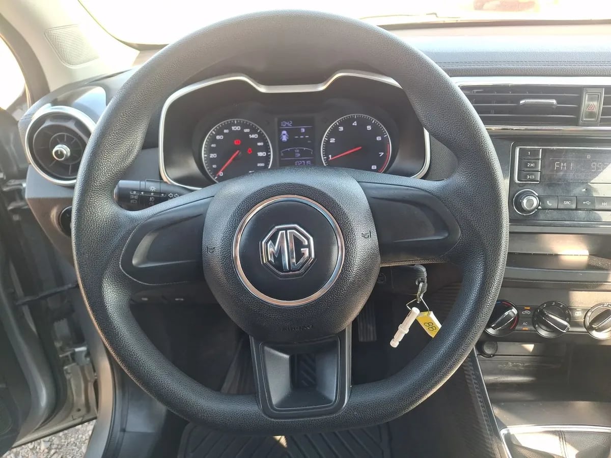 MG Mg Zs 1.5 Std 4x2 Mt 5p año 2022