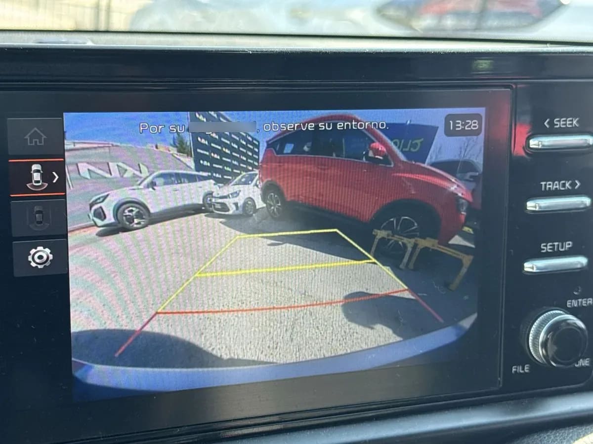 Kia Sonet 1.5 Ex 4x2 Ivt Ri At 5p año 2025