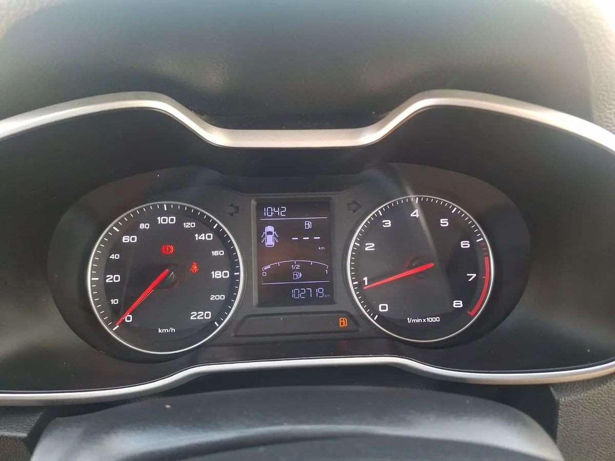 MG Mg Zs 1.5 Std 4x2 Mt 5p año 2022