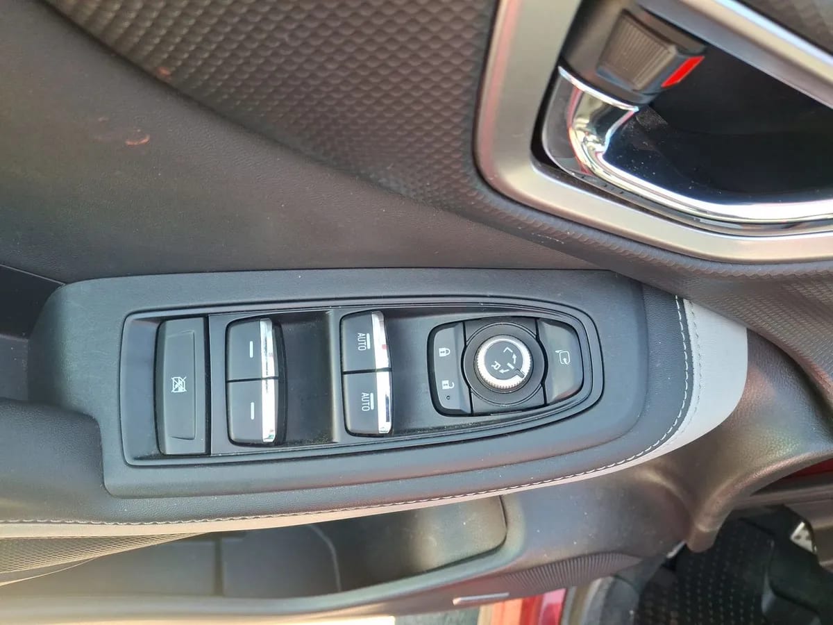 Subaru Forester 2.0i Limited Eyesight Awd At 5p año 2024