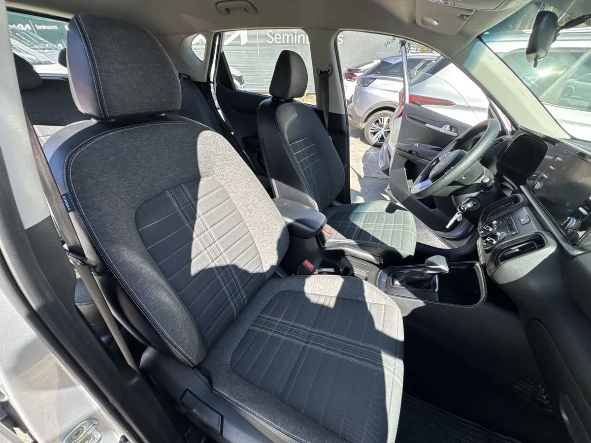 Kia Sonet 1.5 Ex 4x2 Ivt Ri At 5p año 2025