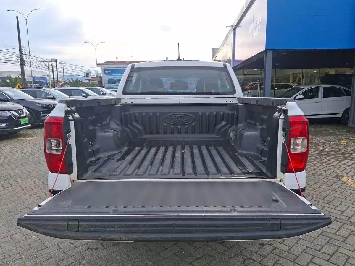 Ford Ranger 2.0 Xls Diesel 4x2 Dob. Cab. Mt 4p año 2024