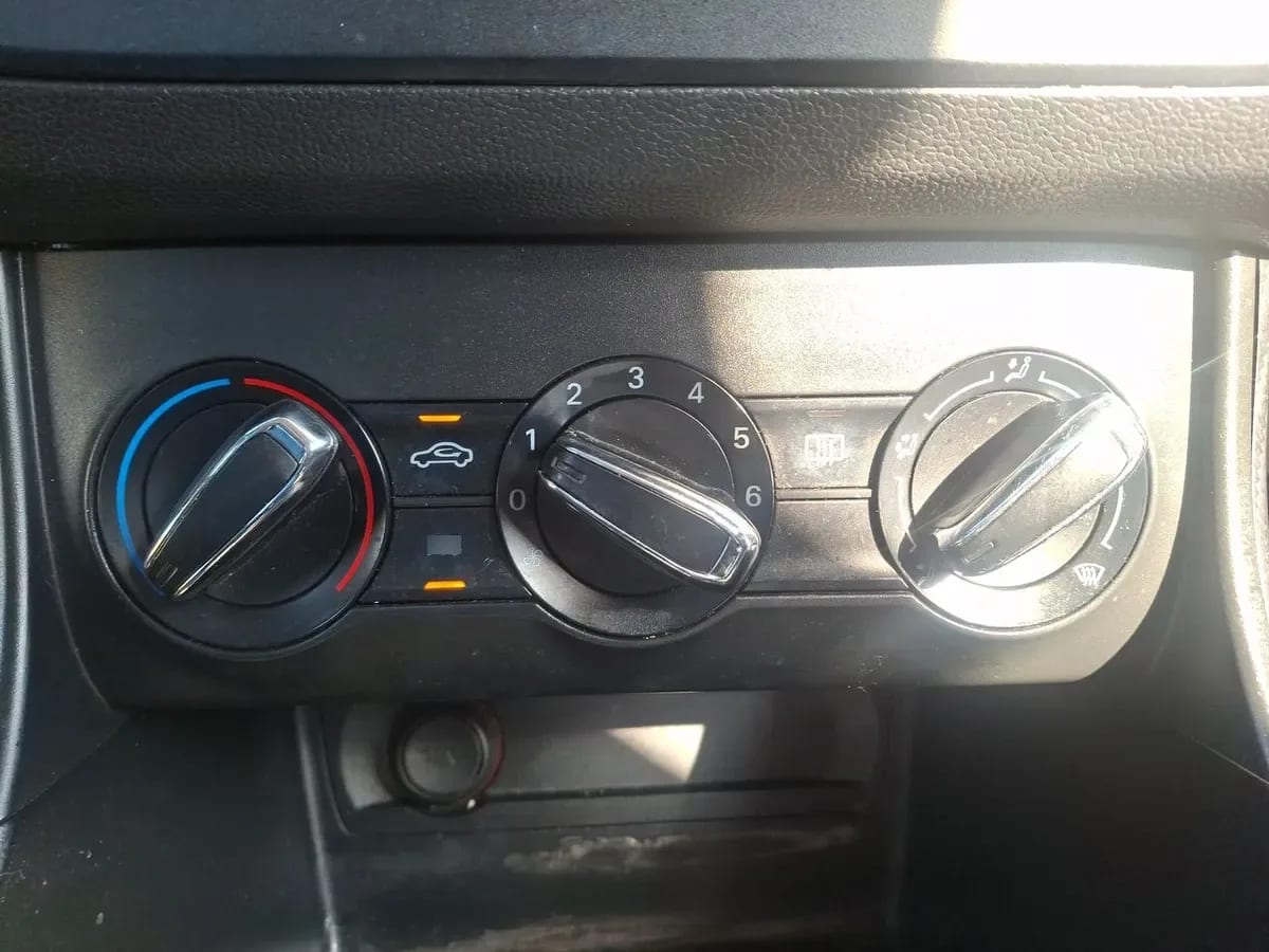 MG Mg Zs 1.5 Std 4x2 Mt 5p año 2022