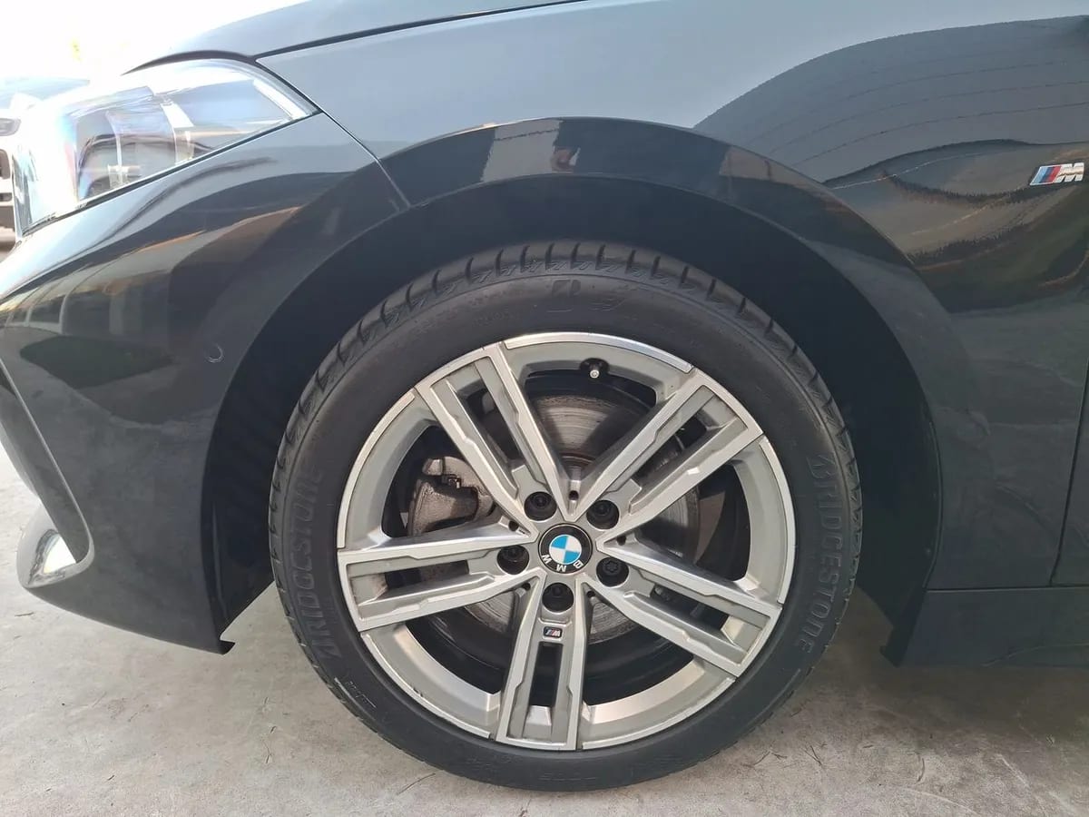 BMW 118i 1.5 M Sport Se 4x2 At 5p año 2024