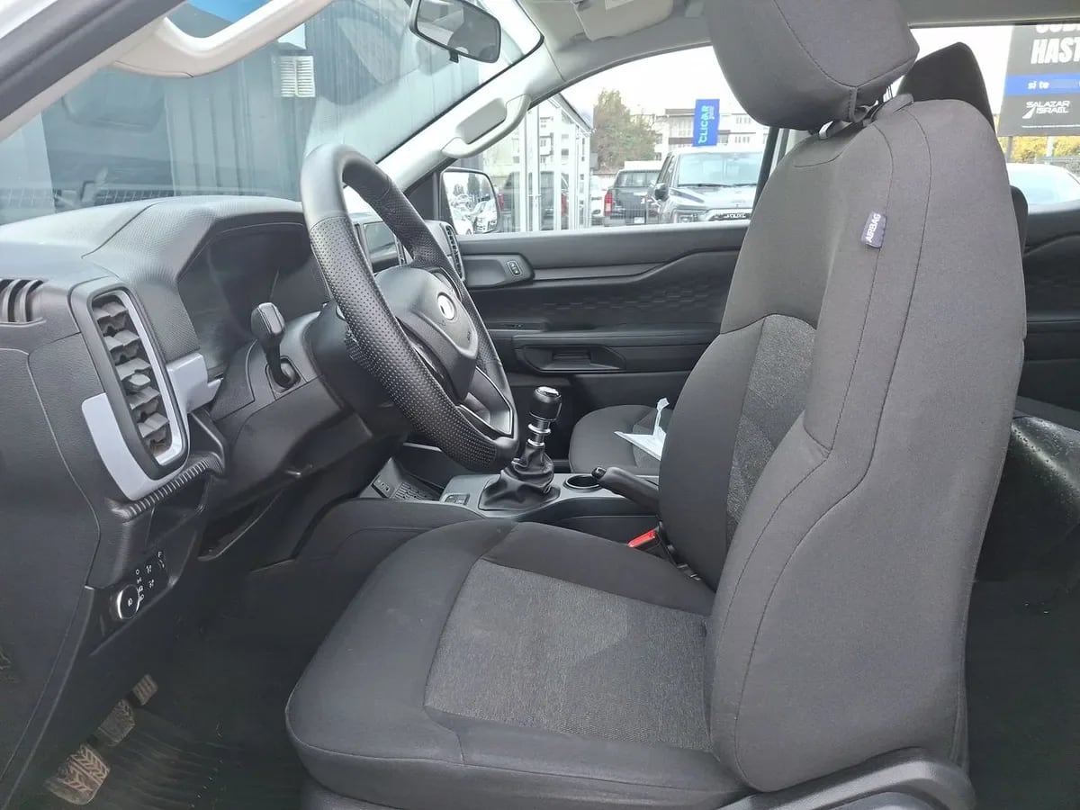 Ford Ranger 2.0 Xls Diesel 4x2 Dob. Cab. Mt 4p año 2024