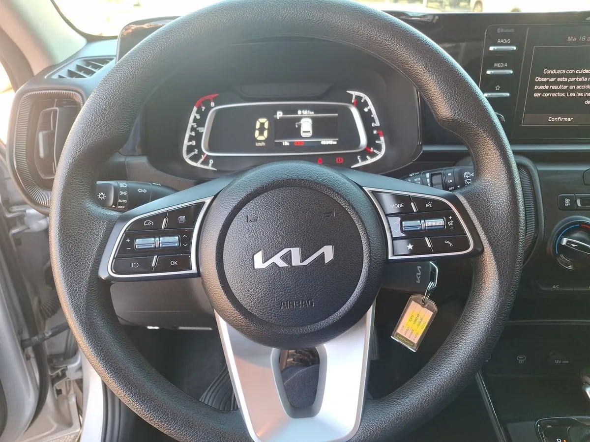 Kia Sonet 1.5 Ex 4x2 Ivt Ri At 5p año 2025