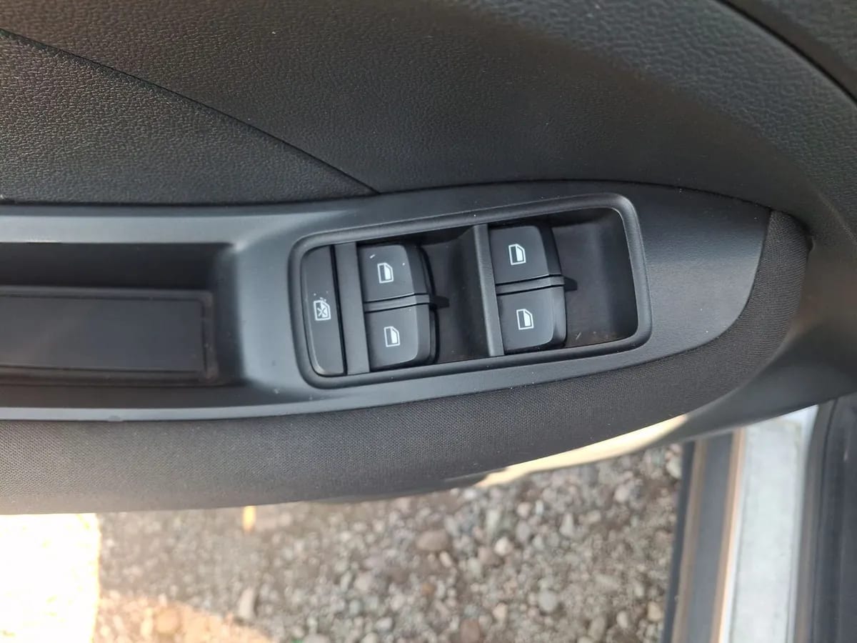 MG Mg Zs 1.5 Std 4x2 Mt 5p año 2023