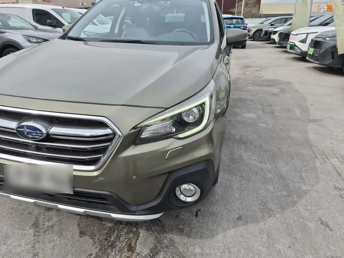 Subaru Outback 2.5i Limited Awd Eyesight Cvt At 5p año 2020