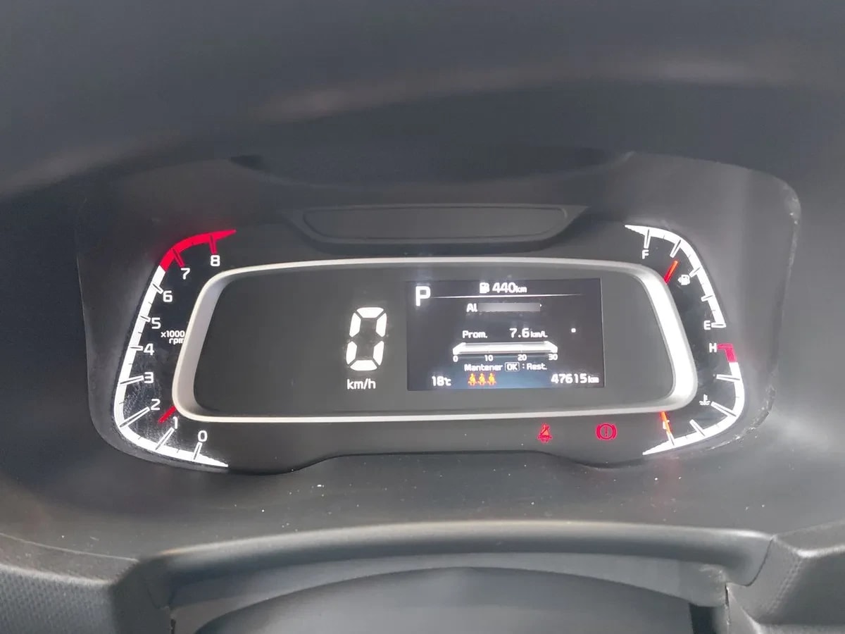 Kia Sonet 1.5 Ex 4x2 Ivt Ri At 5p año 2025
