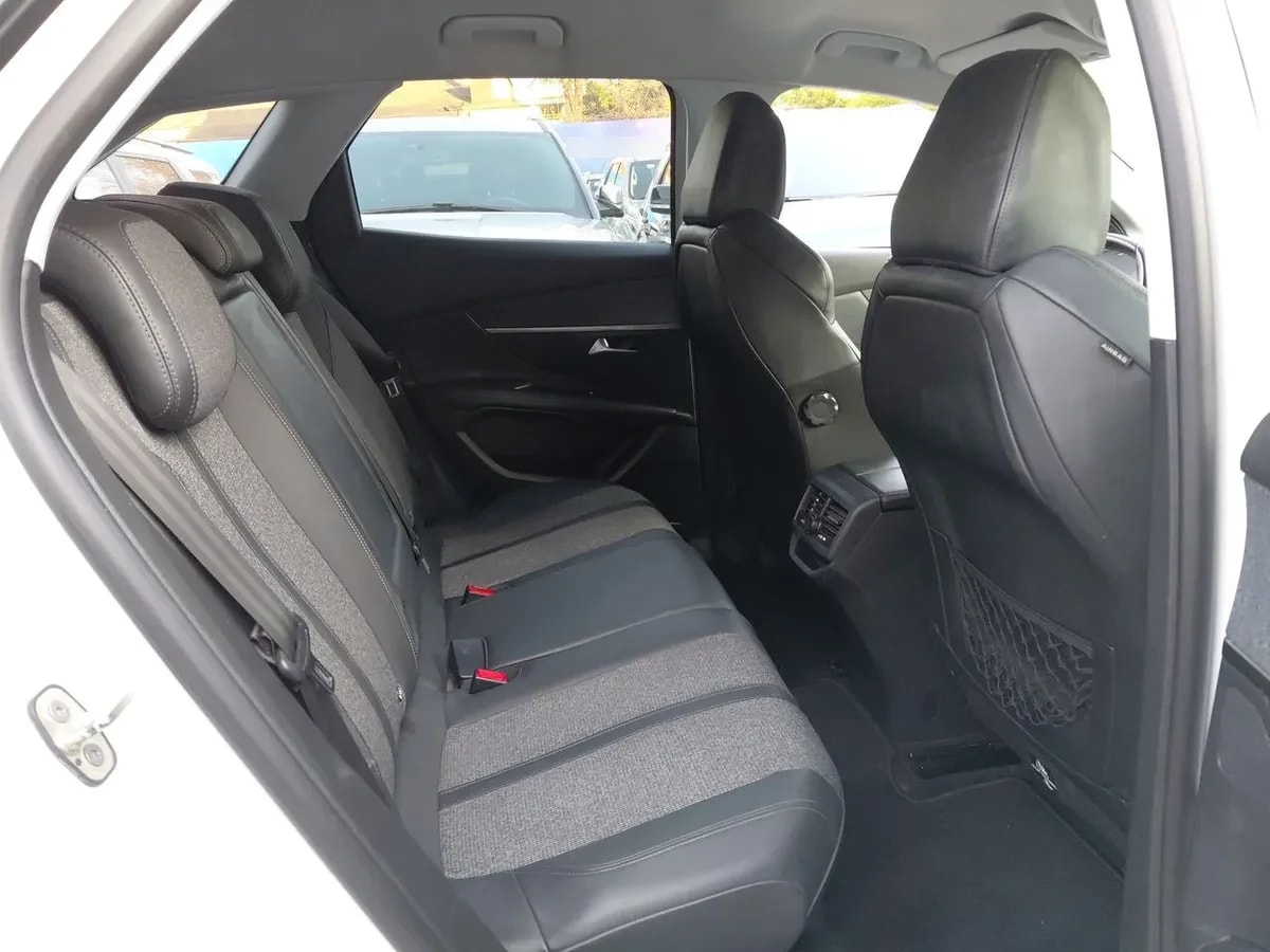 Peugeot 3008 1.6 Allure 4x2 Thp 165hp Eat6 5p año 2019