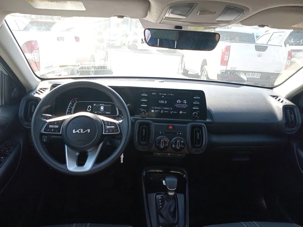 Kia Sonet 1.5 Ex 4x2 Ivt At 5p año 2025