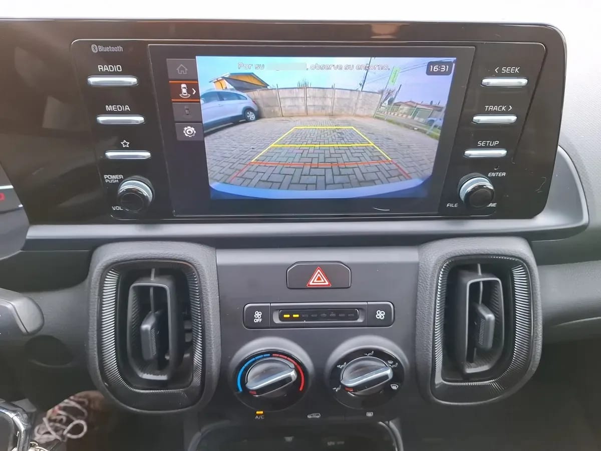 Kia Sonet 1.5 Ex 4x2 Ivt At 5p año 2025