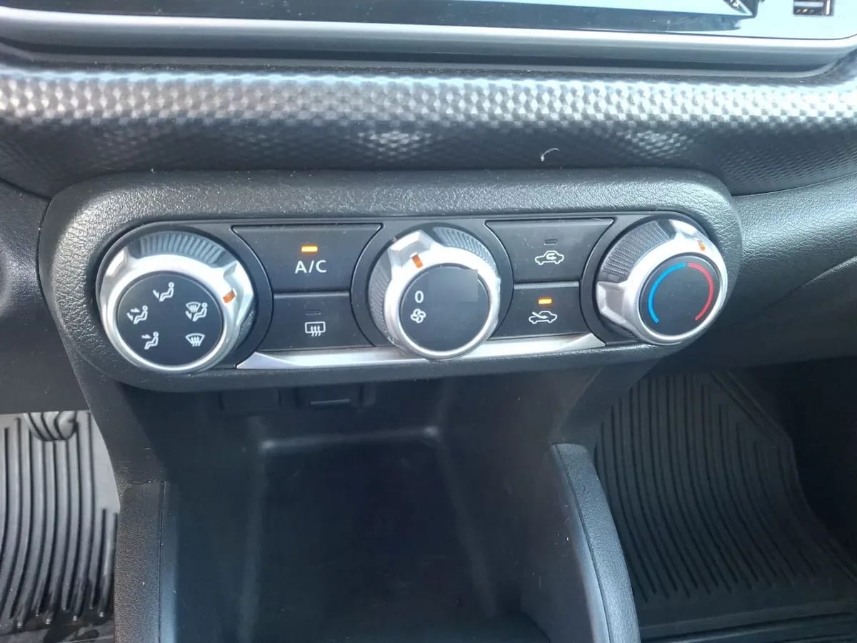 Nissan Kicks 1.6 Advance Mt 5p año 2021