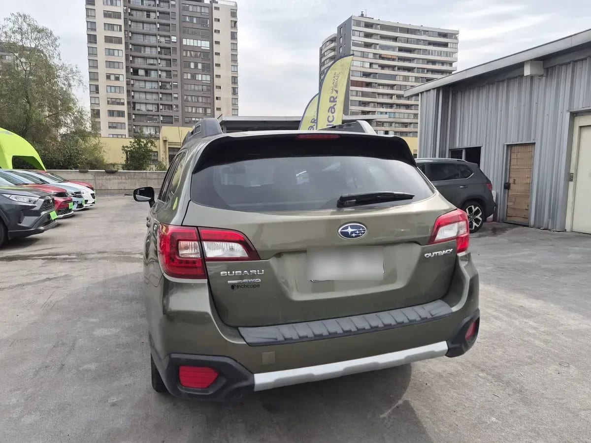 Subaru Outback 2.5i Limited Awd Eyesight Cvt At 5p año 2020