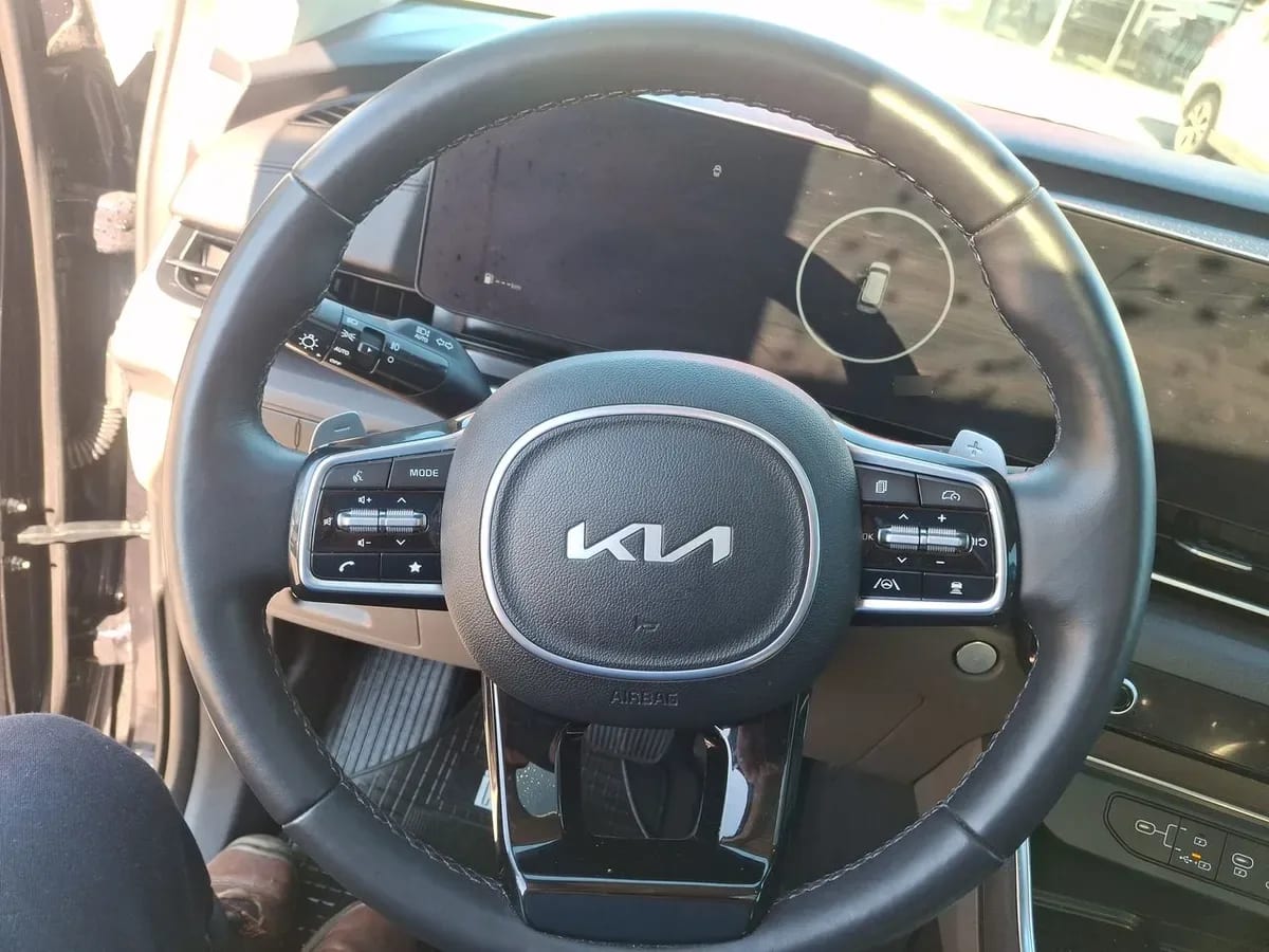 Kia Carnival 2.2 Ex Ltd Diesel 4x2 8at 5p año 2025