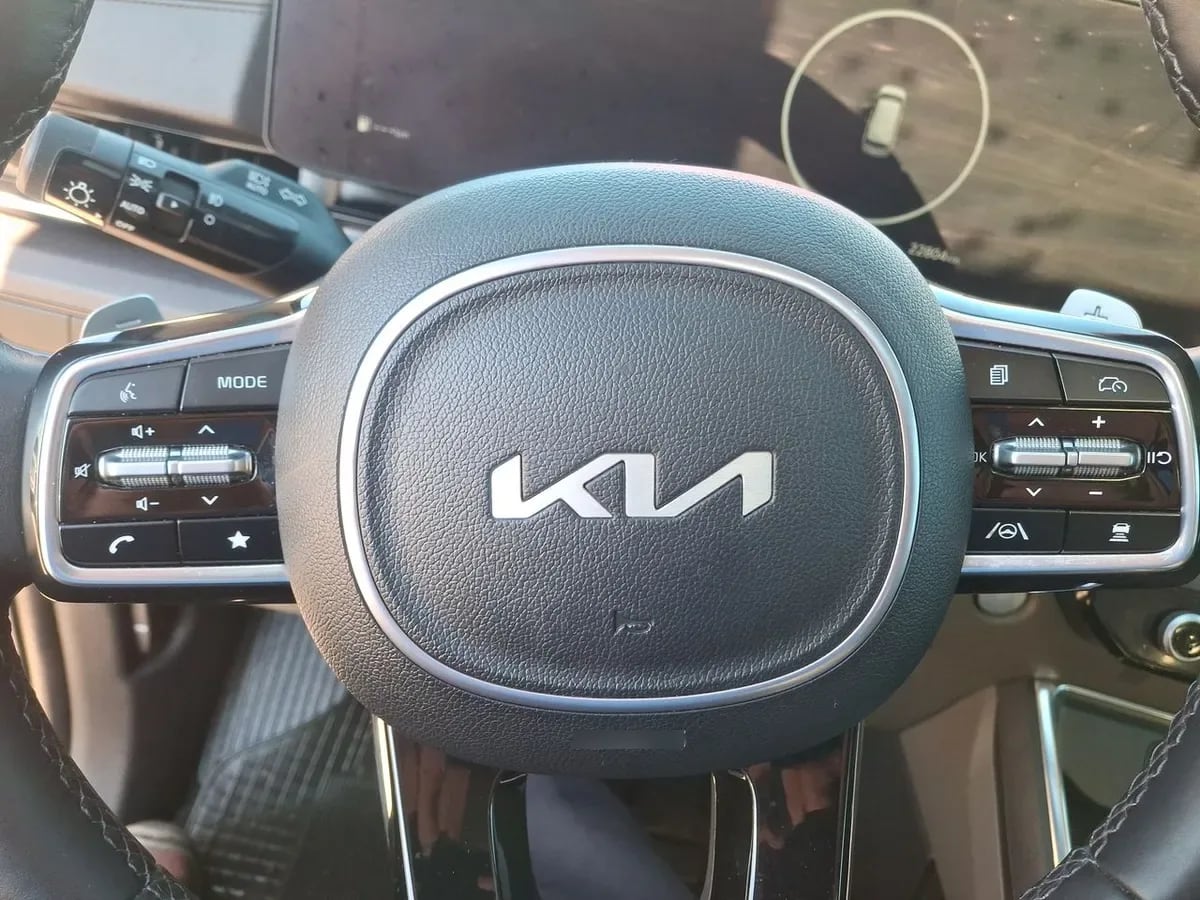 Kia Carnival 2.2 Ex Ltd Diesel 4x2 8at 5p año 2025