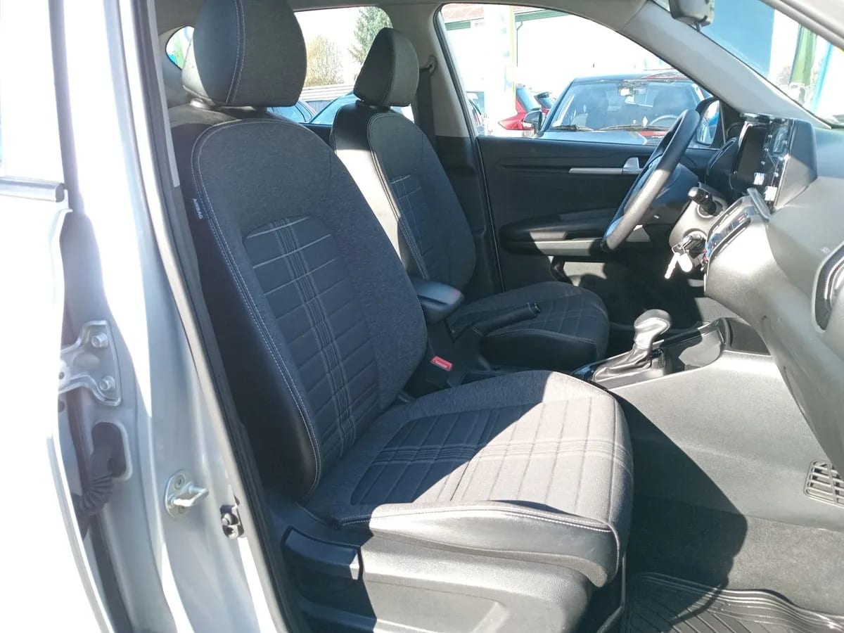 Kia Sonet 1.5 Ex 4x2 Ivt Ri At 5p año 2025